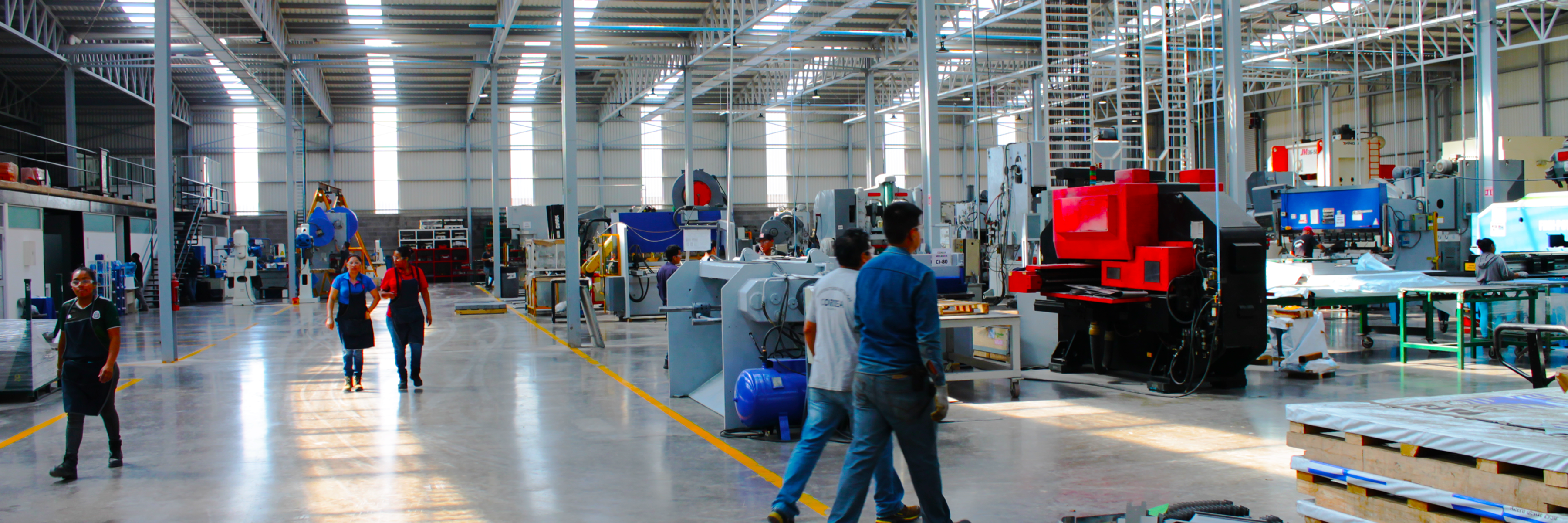 Fotografía de las instalaciones manufaturas metálicas correa 